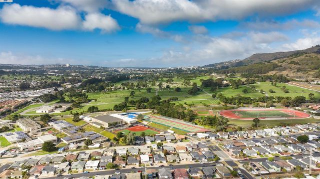 276 Sequoia Ave, South San Francisco, CA 94080