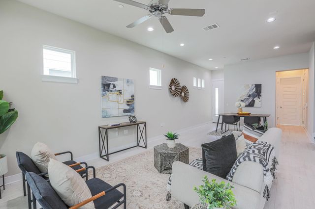 3108 E 51st ST 1101, Austin, TX 78723