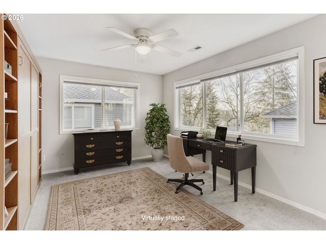 3696 CARMAN Dr, Lake Oswego, OR 97035