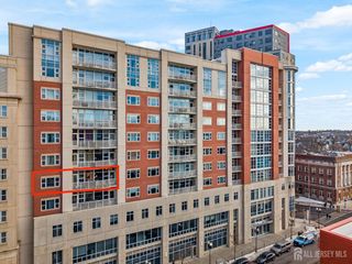 20 Livingston Avenue 506, New Brunswick, NJ 08901