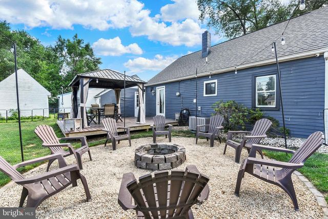 313 CHARLES RD, Mechanicsburg, PA 17050