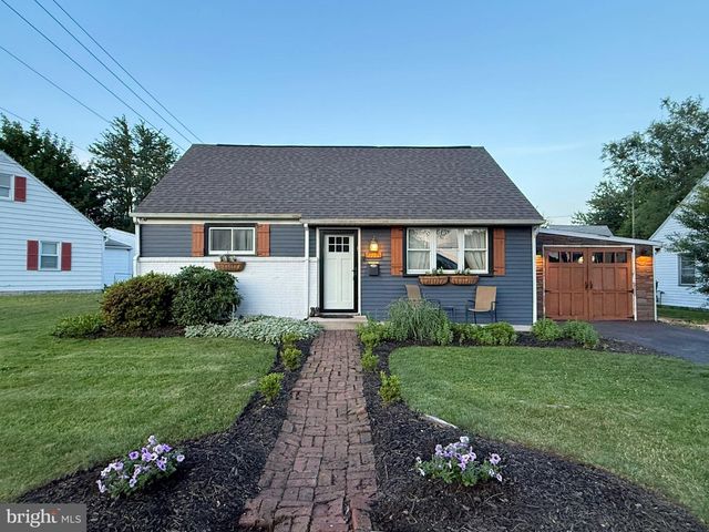 313 CHARLES RD, Mechanicsburg, PA 17050