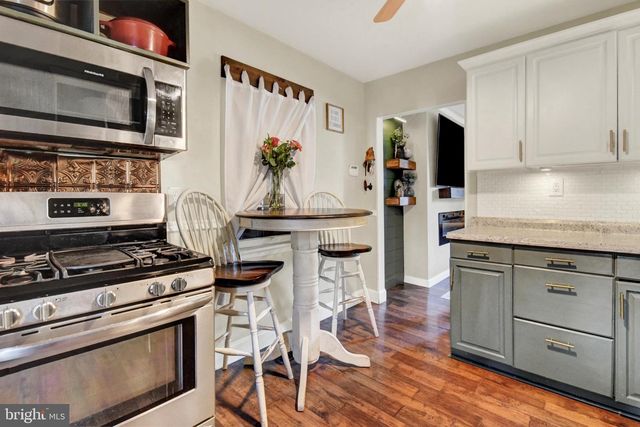 313 CHARLES RD, Mechanicsburg, PA 17050