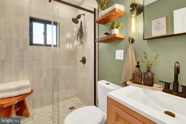 313 CHARLES RD, Mechanicsburg, PA 17050