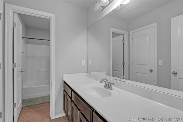 9044 S 254th East Avenue, Broken Arrow, OK 74014