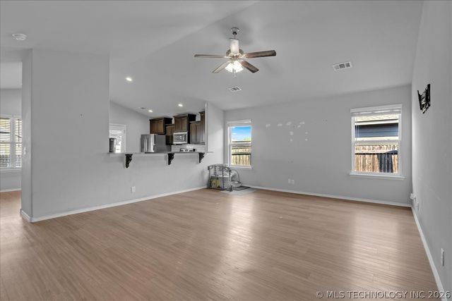 9044 S 254th East Avenue, Broken Arrow, OK 74014