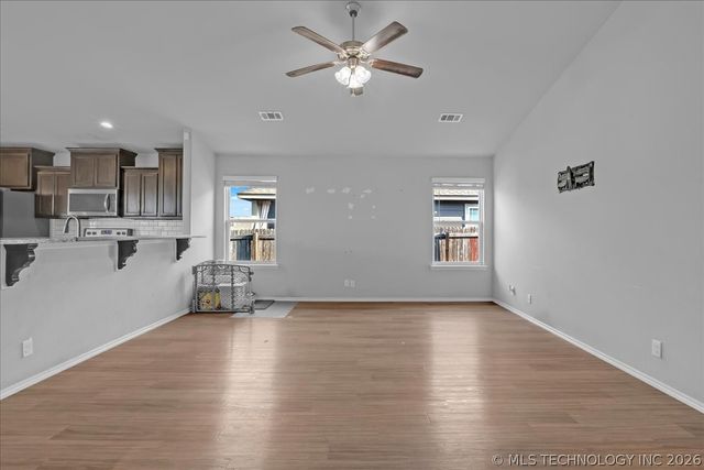 9044 S 254th East Avenue, Broken Arrow, OK 74014