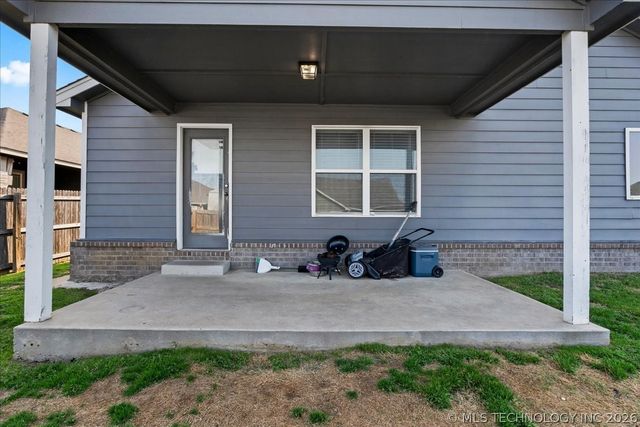 9044 S 254th East Avenue, Broken Arrow, OK 74014