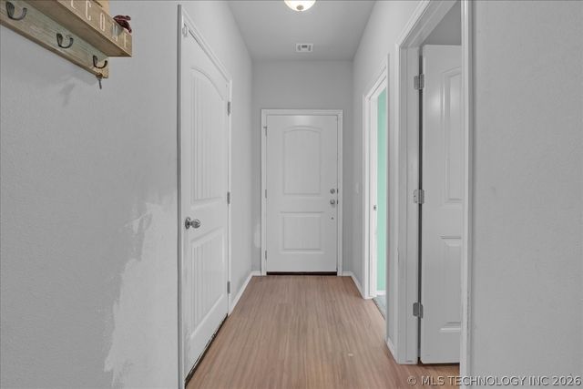 9044 S 254th East Avenue, Broken Arrow, OK 74014