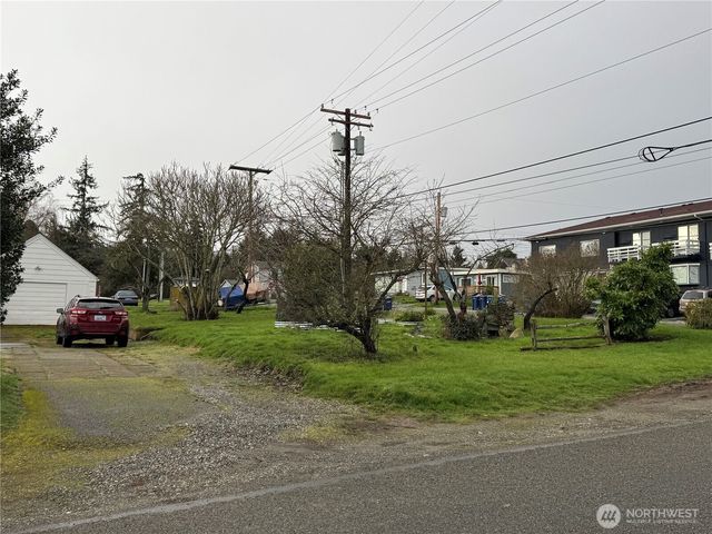 817 34th Street, Anacortes, WA 98221