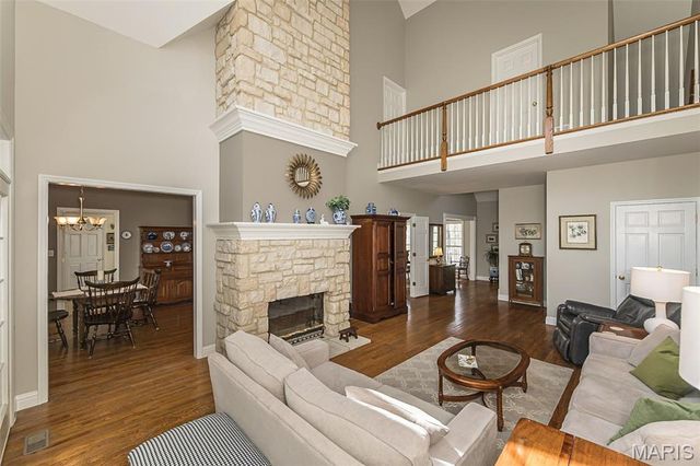 136 Crescent Bluff Drive, Eureka, MO 63025