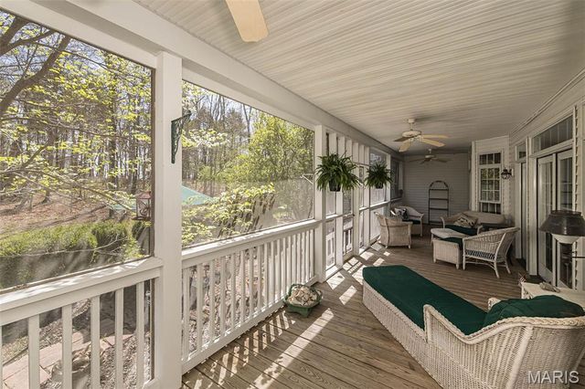 136 Crescent Bluff Drive, Eureka, MO 63025