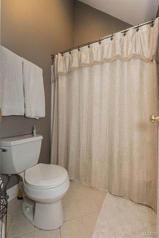 136 Crescent Bluff Drive, Eureka, MO 63025