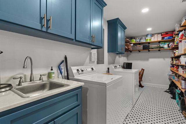 304 Englewood St, Longview, TX 75601