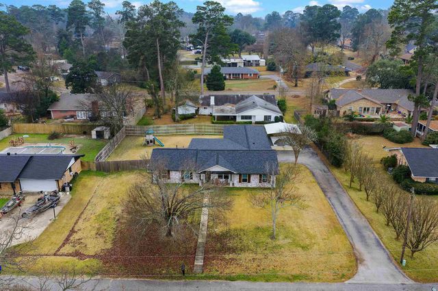 304 Englewood St, Longview, TX 75601