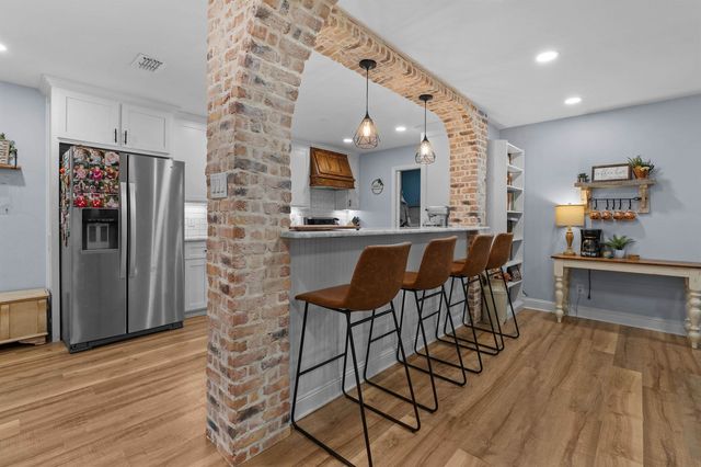 304 Englewood St, Longview, TX 75601