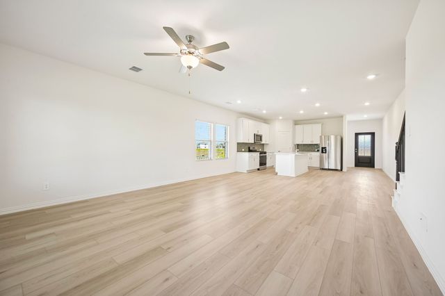 4208 Palestine Drive, Farmersville, TX 75442