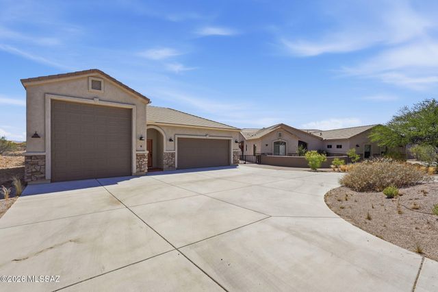 646 E Bent Branch Place, Green Valley, AZ 85614