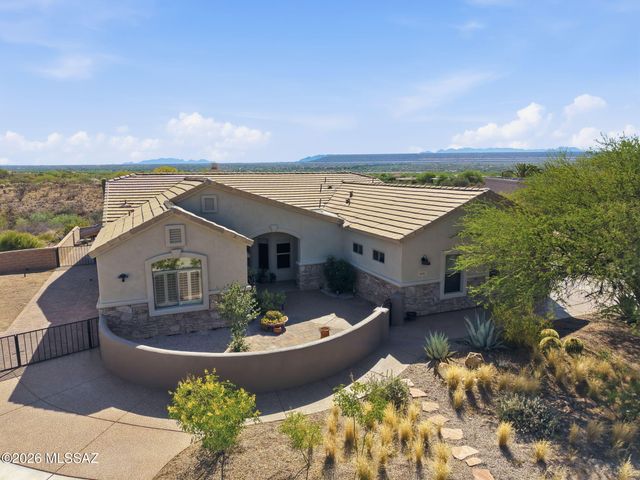 646 E Bent Branch Place, Green Valley, AZ 85614