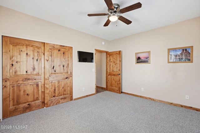 646 E Bent Branch Place, Green Valley, AZ 85614