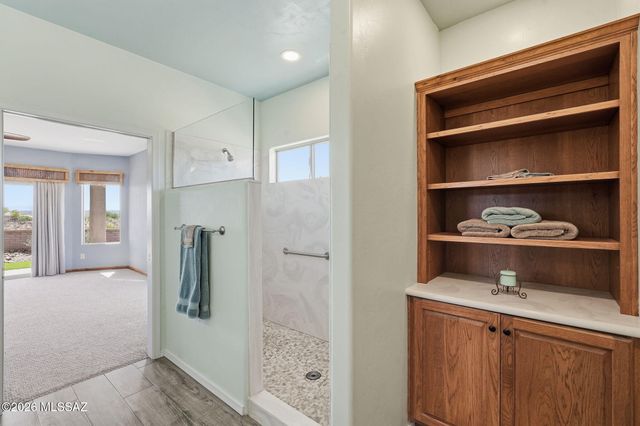 646 E Bent Branch Place, Green Valley, AZ 85614
