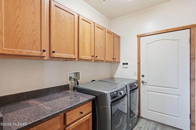646 E Bent Branch Place, Green Valley, AZ 85614