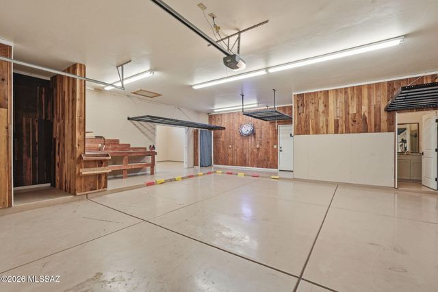 646 E Bent Branch Place, Green Valley, AZ 85614