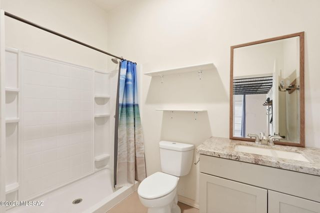 646 E Bent Branch Place, Green Valley, AZ 85614