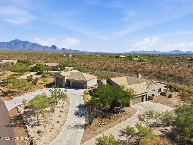 646 E Bent Branch Place, Green Valley, AZ 85614