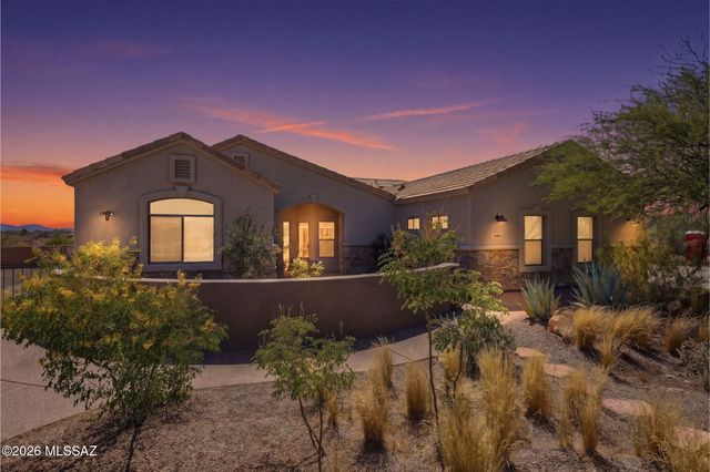 646 E Bent Branch Place, Green Valley, AZ 85614
