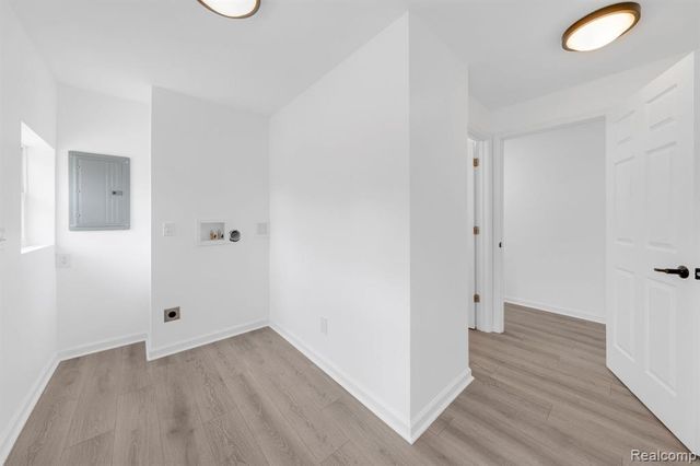 2694 Vendome Avenue, Rochester Hills, MI 48309