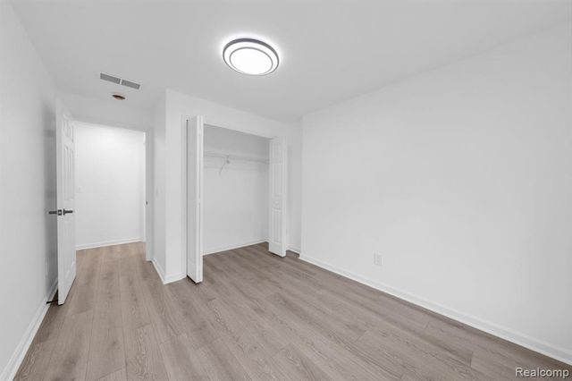 2694 Vendome Avenue, Rochester Hills, MI 48309