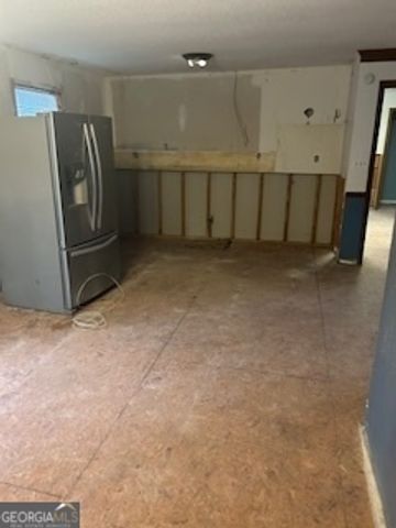 47 Hill Crest Drive, Thomaston, GA 30286