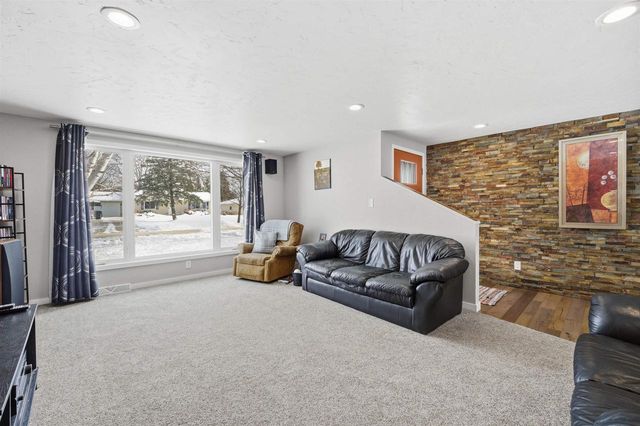 1038 MARTIN AVENUE, Fond Du Lac, WI 54935