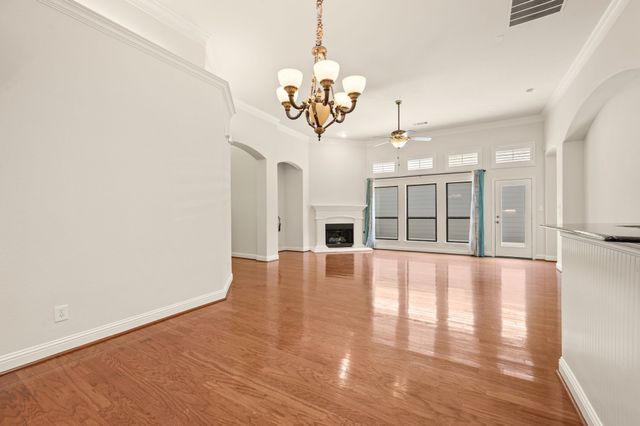6109 Lake Way, North Richland Hills, TX 76180