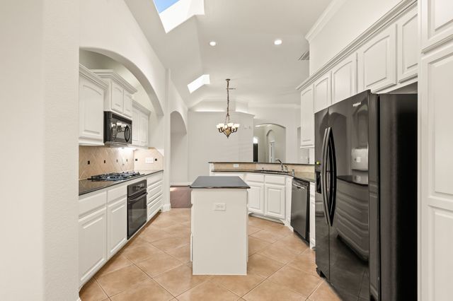 6109 Lake Way, North Richland Hills, TX 76180