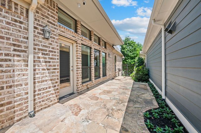 6109 Lake Way, North Richland Hills, TX 76180