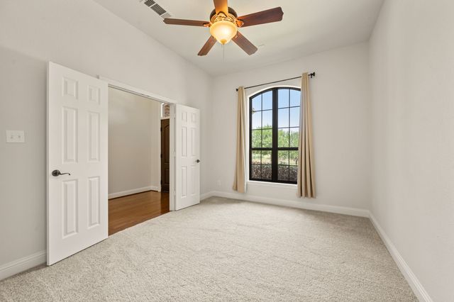 6109 Lake Way, North Richland Hills, TX 76180