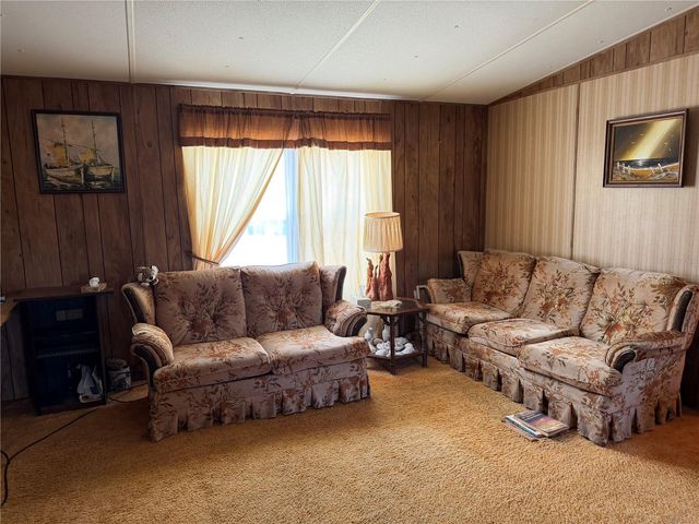 217 GARY AVENUE, Oak Hill, FL 32759