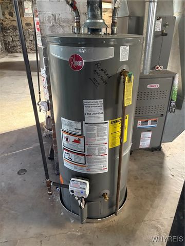 18 Stephenson Avenue, West Seneca, NY 14224