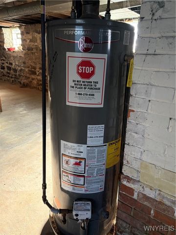 18 Stephenson Avenue, West Seneca, NY 14224