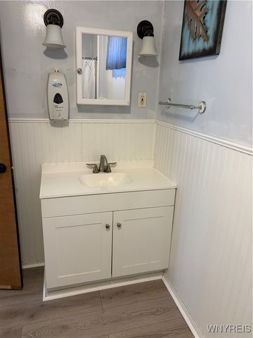 18 Stephenson Avenue, West Seneca, NY 14224