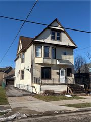 18 Stephenson Avenue, West Seneca, NY 14224