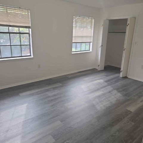 90 6Th Avenue 4, Shalimar, FL 32579