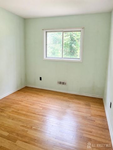 122 Southwood Drive, Old Bridge, NJ 08857
