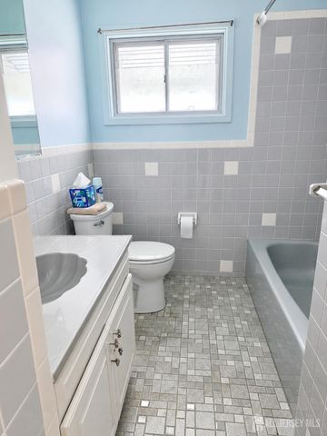 122 Southwood Drive, Old Bridge, NJ 08857