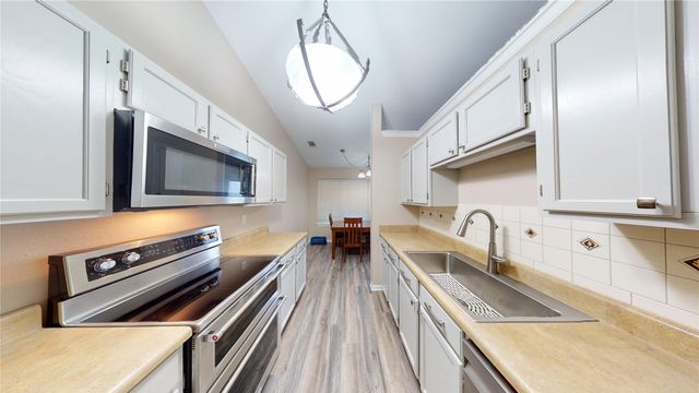 1317 Colonial Place, Flower Mound, TX 75028