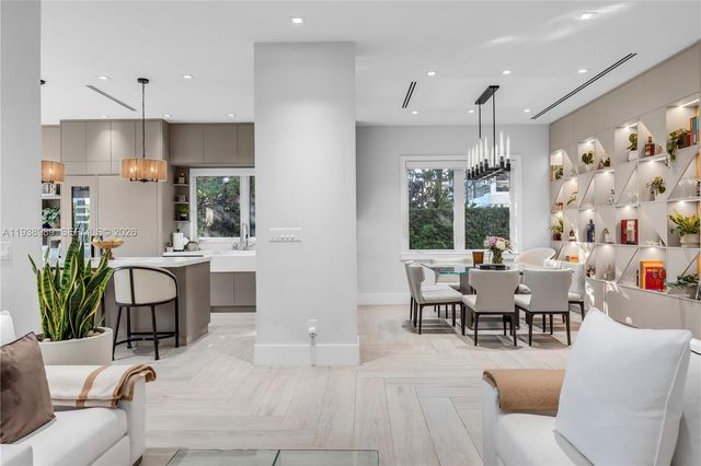 4819 University Drive 4819, Coral Gables, FL 33146