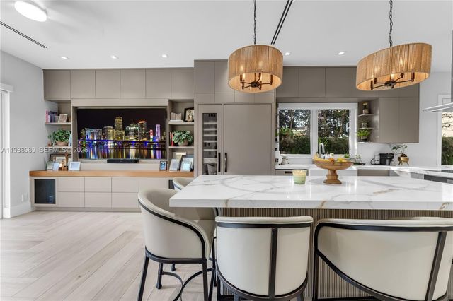 4819 University Drive 4819, Coral Gables, FL 33146