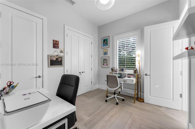 4819 University Drive 4819, Coral Gables, FL 33146